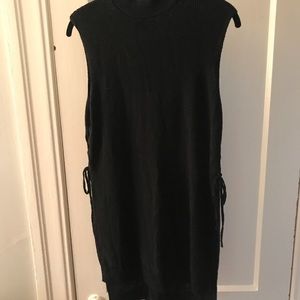 Black Sleeveless Sweater
